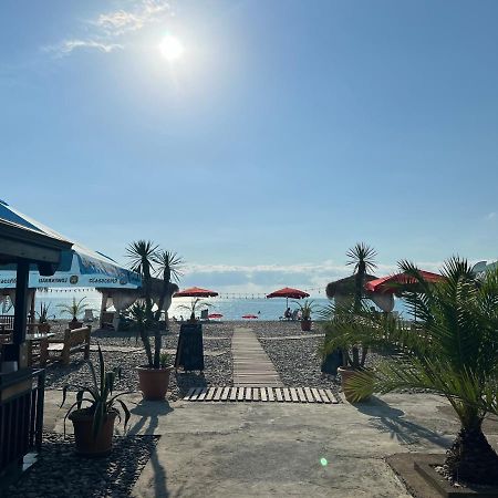 Kvariati Palma Hotel 外观 照片